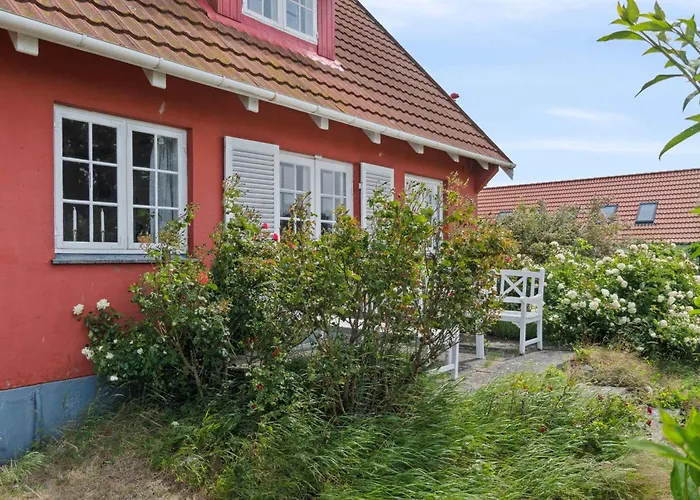 Feriehus Family Near Beach, Town And Nature *