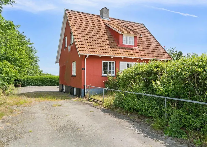Feriehus Family Near Beach, Town And Nature Svaneke