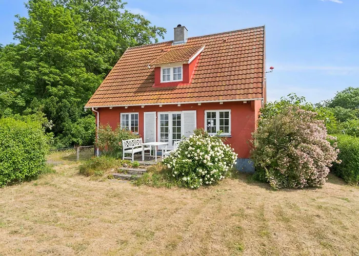 Family Near Beach, Town And Nature * Svaneke